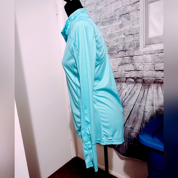 DANSKIN SEMI FITTED TURQUOISE AND WHITE PINSTRIPE ATHLETIC TOP WOMEN'S SIZE L - Picture 2 of 9